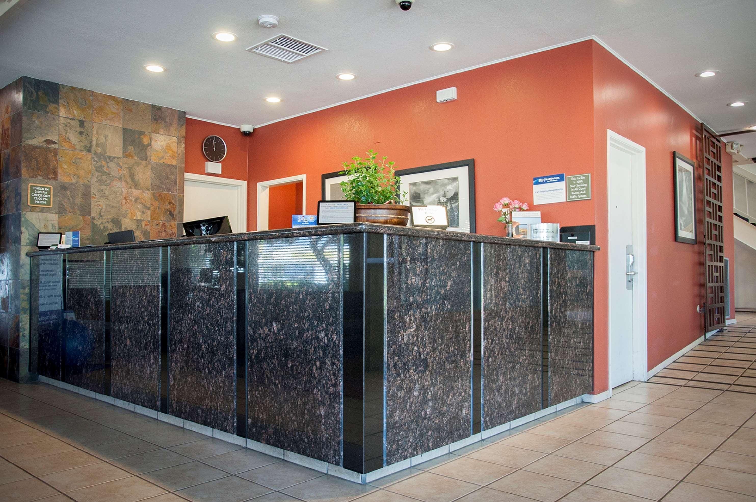 Best Western Village Inn Fresno Exterior photo